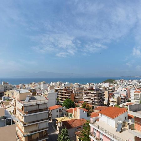 Modern Penthouse Overlooking Halkis Chalkís Buitenkant foto