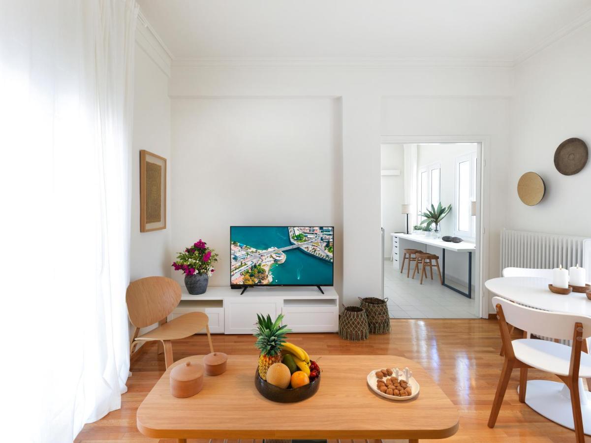 Modern Penthouse Overlooking Halkis Chalkís Buitenkant foto
