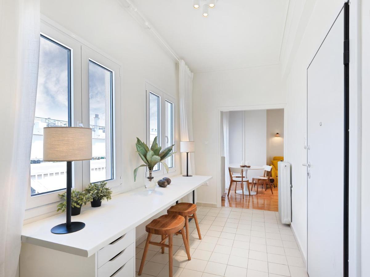 Modern Penthouse Overlooking Halkis Chalkís Buitenkant foto