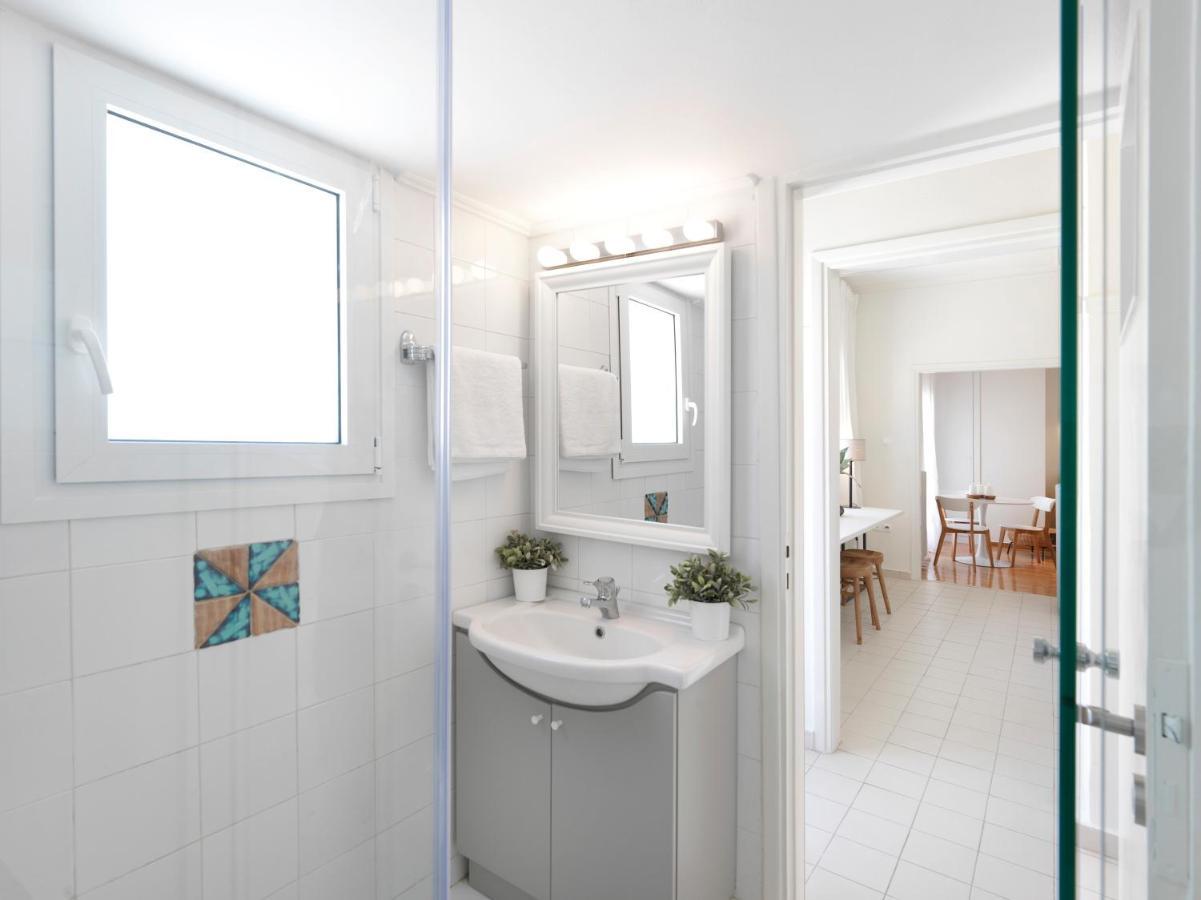 Modern Penthouse Overlooking Halkis Chalkís Buitenkant foto
